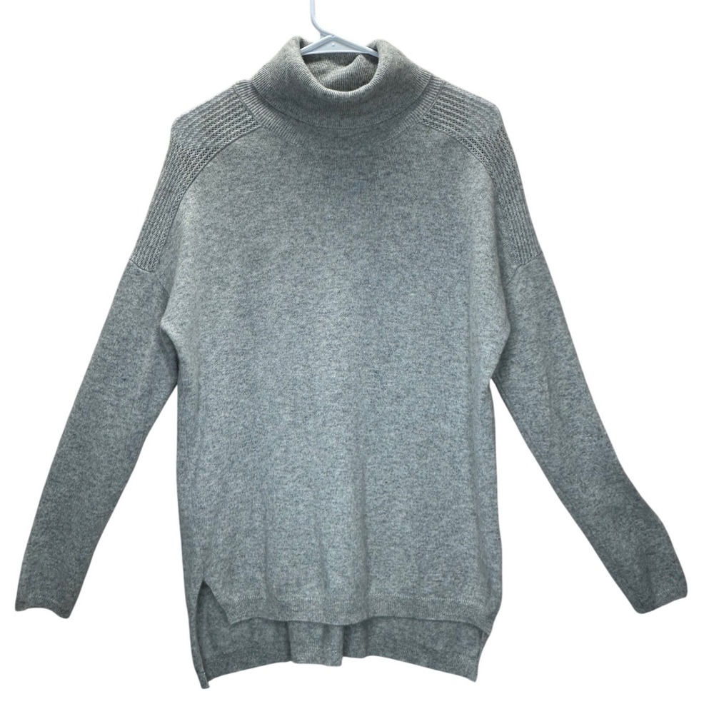 Lark & Ro Gray 100% Cashmere Turtleneck Sweater Women's Size‎ M Textured Detail